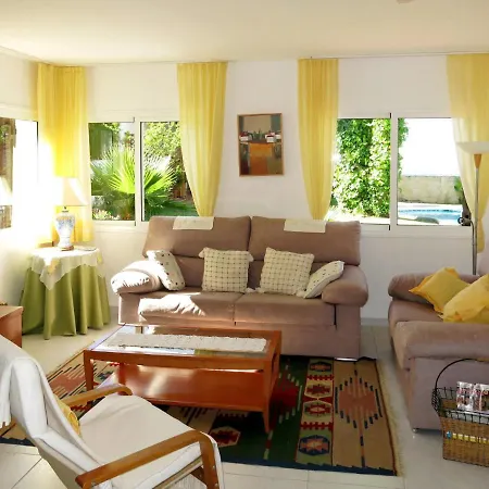 Holiday Home Santiago - Rdb100 펜션 Roda de Bará